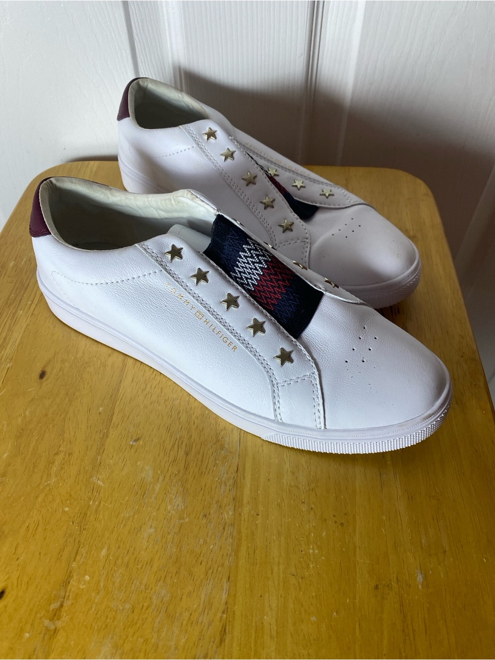 Tommy Hilfiger White Leather Slip-On Sneakers with Navy and Red Elastic